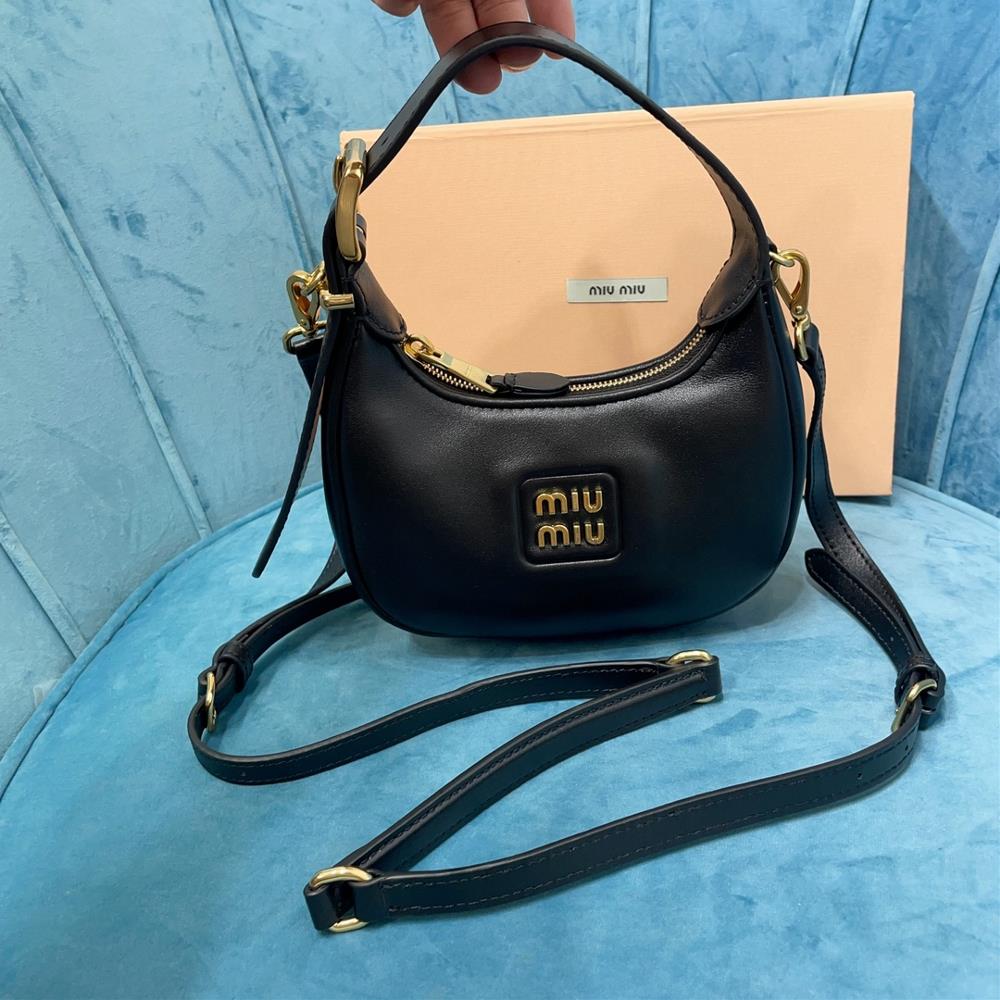 M family 5BP084 Miu familys showy hobo bag mainly promoted on the official website is