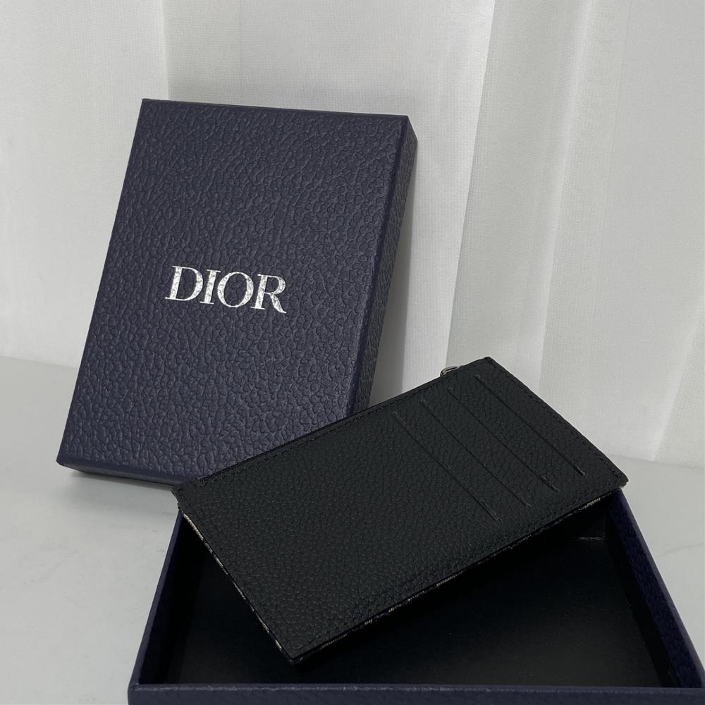 DIOR card pack 9908This zipper clip is exquisite and elegant Crafted with Oblique printed