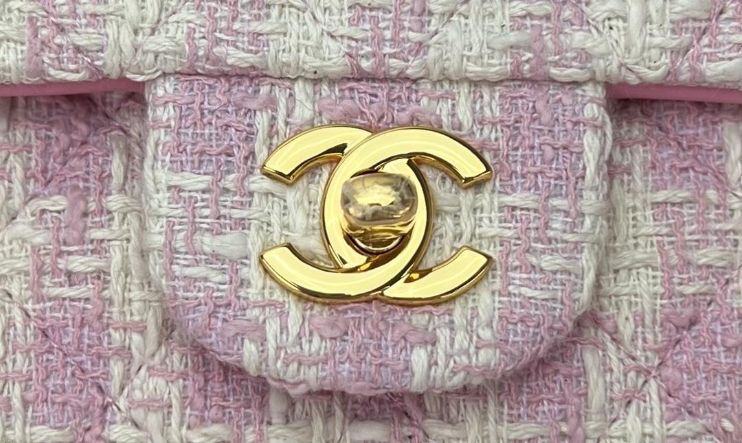 Chanel CF woolen series this is a bag that can be praised by all friends around us for it