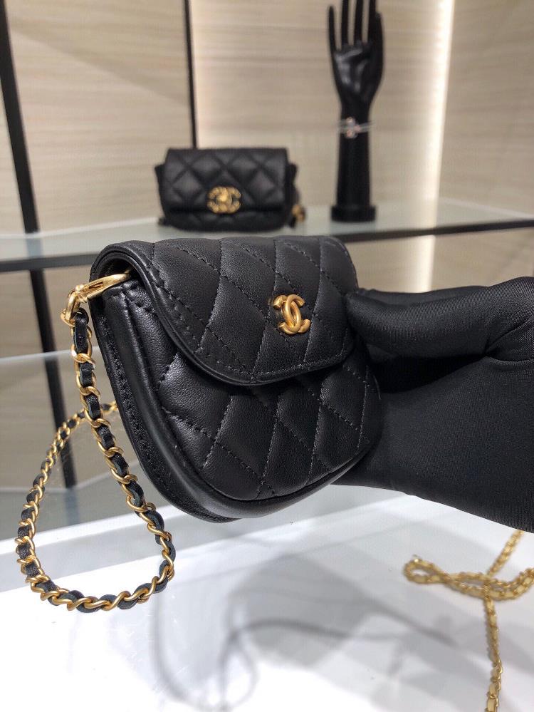 Complementing the Chanel bag is the AP1461Y watch a perfect blend of modern technology an