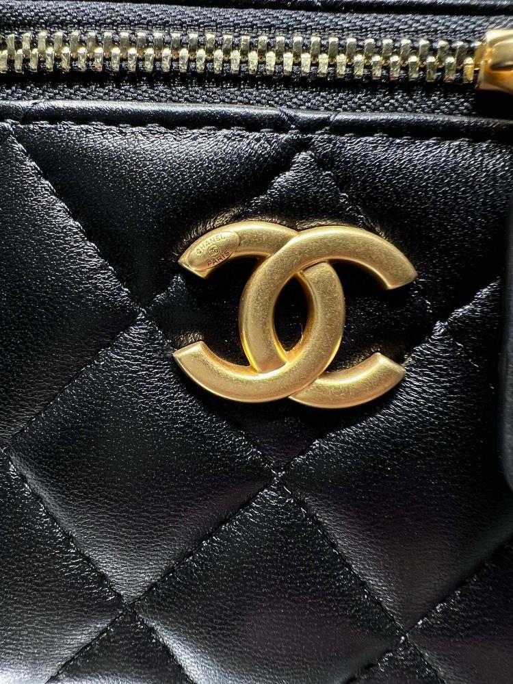 chanel 23P Box Bag Sheepskin Most Beautiful Camellia Flower Adjustable Buckle Exquisite