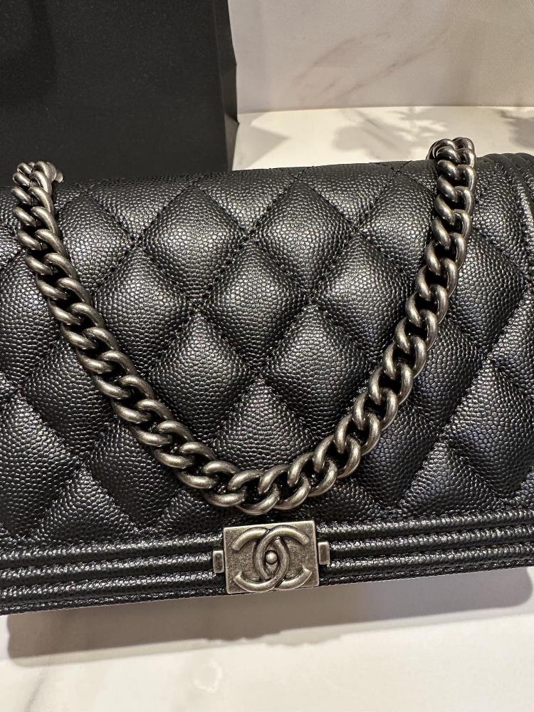 Chanel New Product Boy Classic Treasure Bag Imported Sheepskin and Fine Ball Cowhide Cross