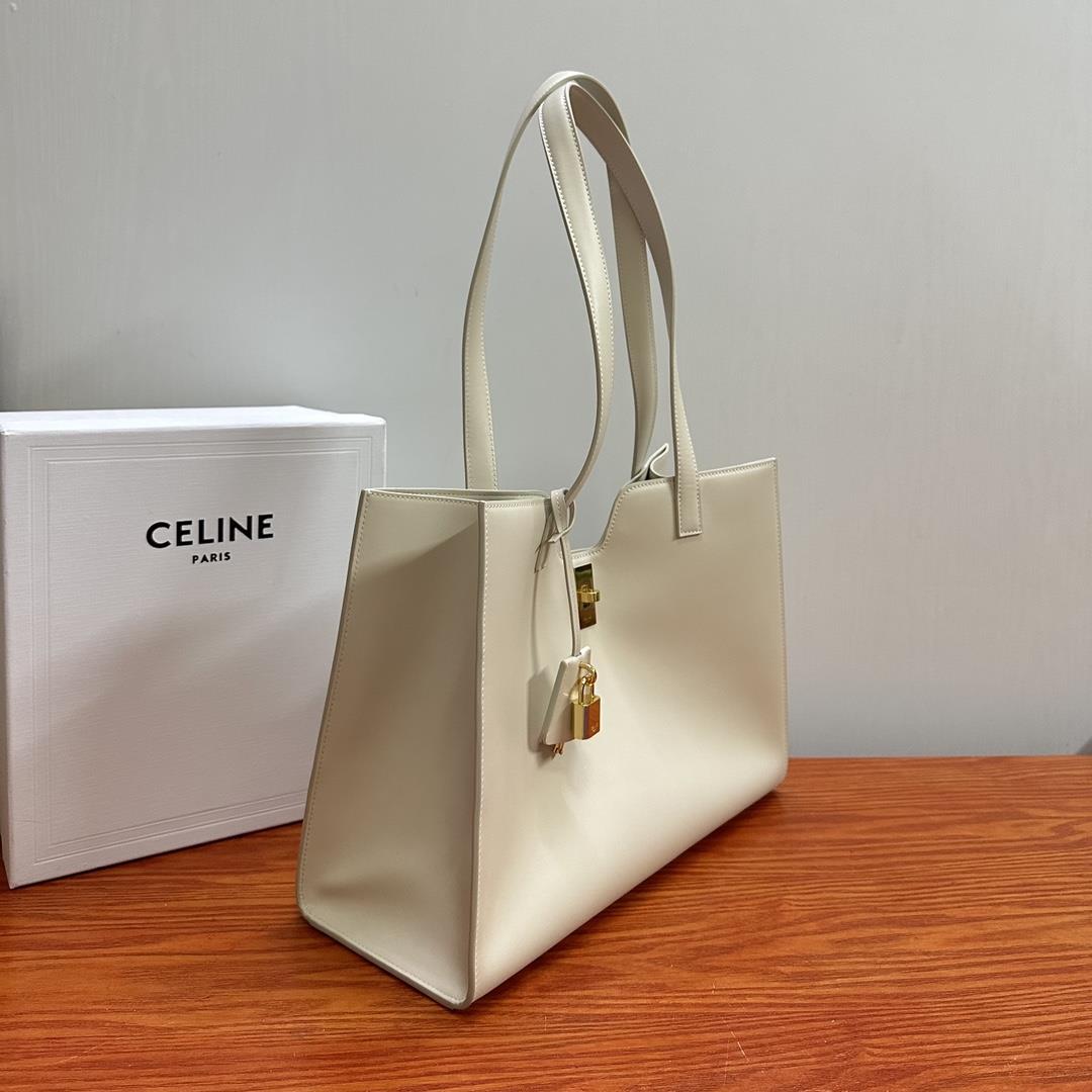 New products in stockThe Celine 2023 new Cabas brand new 16 series Tote big Tote bag has a