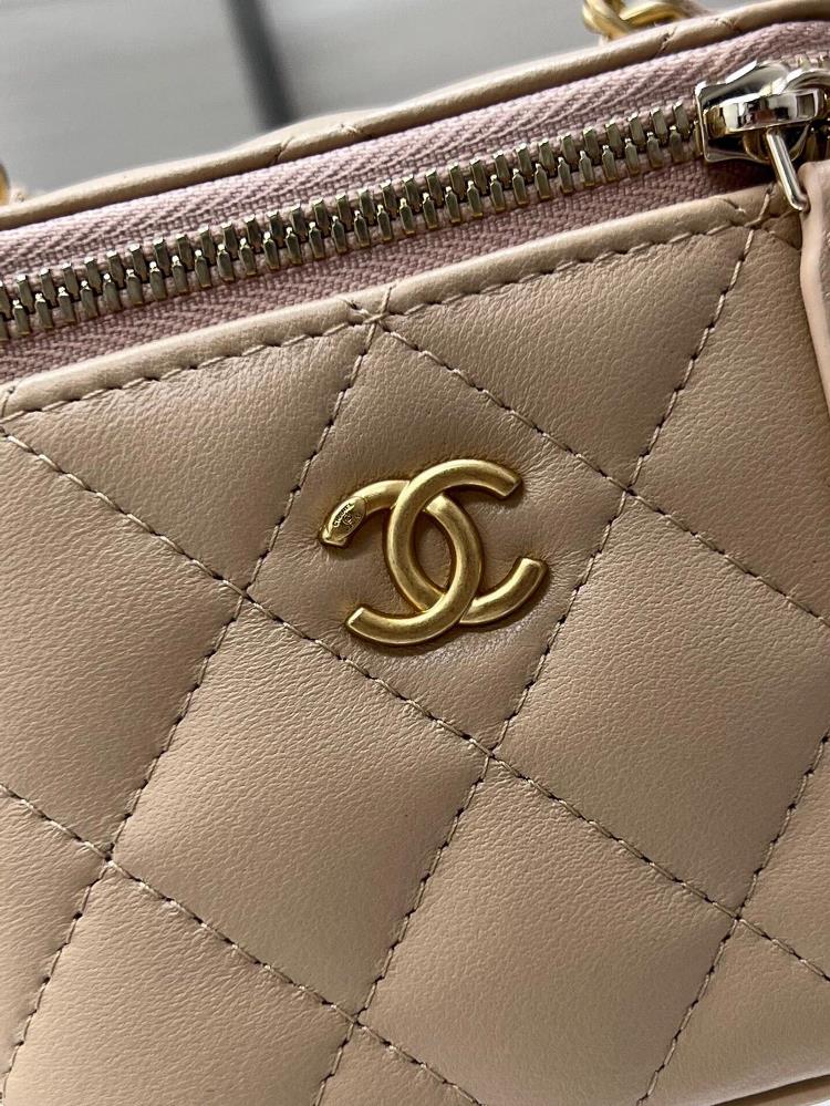 Chanel 23 New Product New Color Small Box Adjustable Chain Small Golden Ball SheepskinUpon