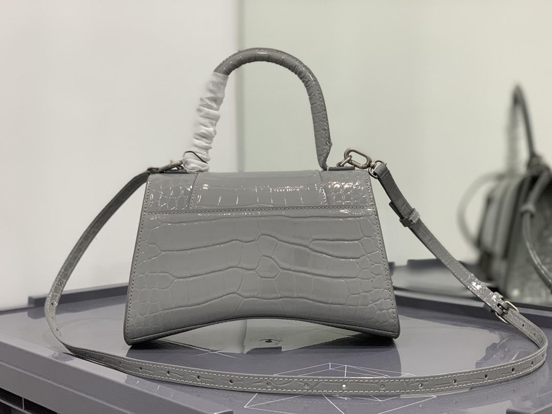 Gray Crocodile The hourglass bag that you have asked me N times is comingBalenciags heavyweigh