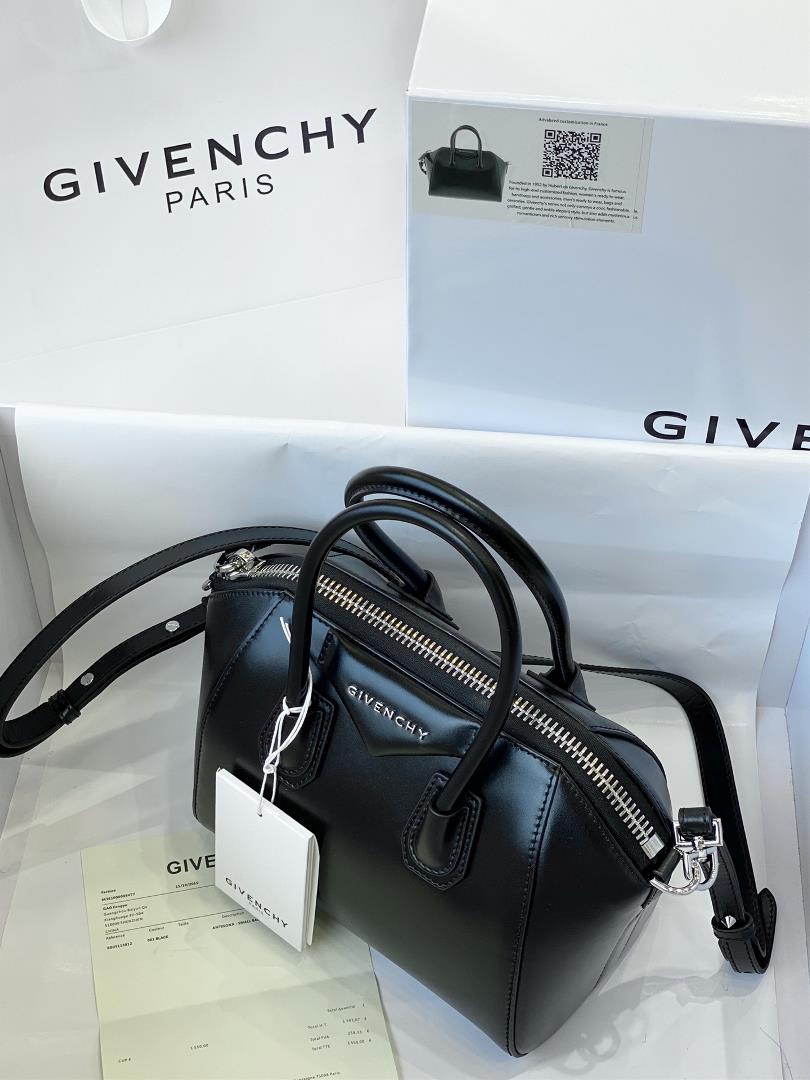 Original single 303210430 GIVENCH Y classic Antigona tote handbag small size 23cm model size 9