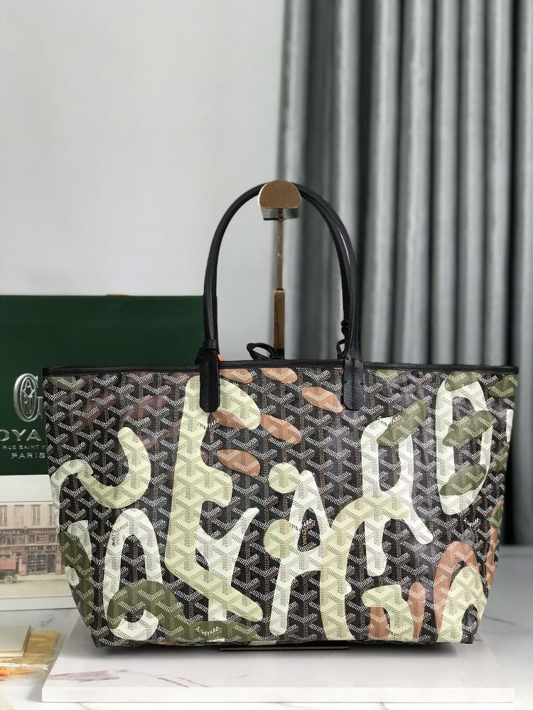 The large graffiti limited edition Goyard Bag is a true work of art Its vibrant and eyec