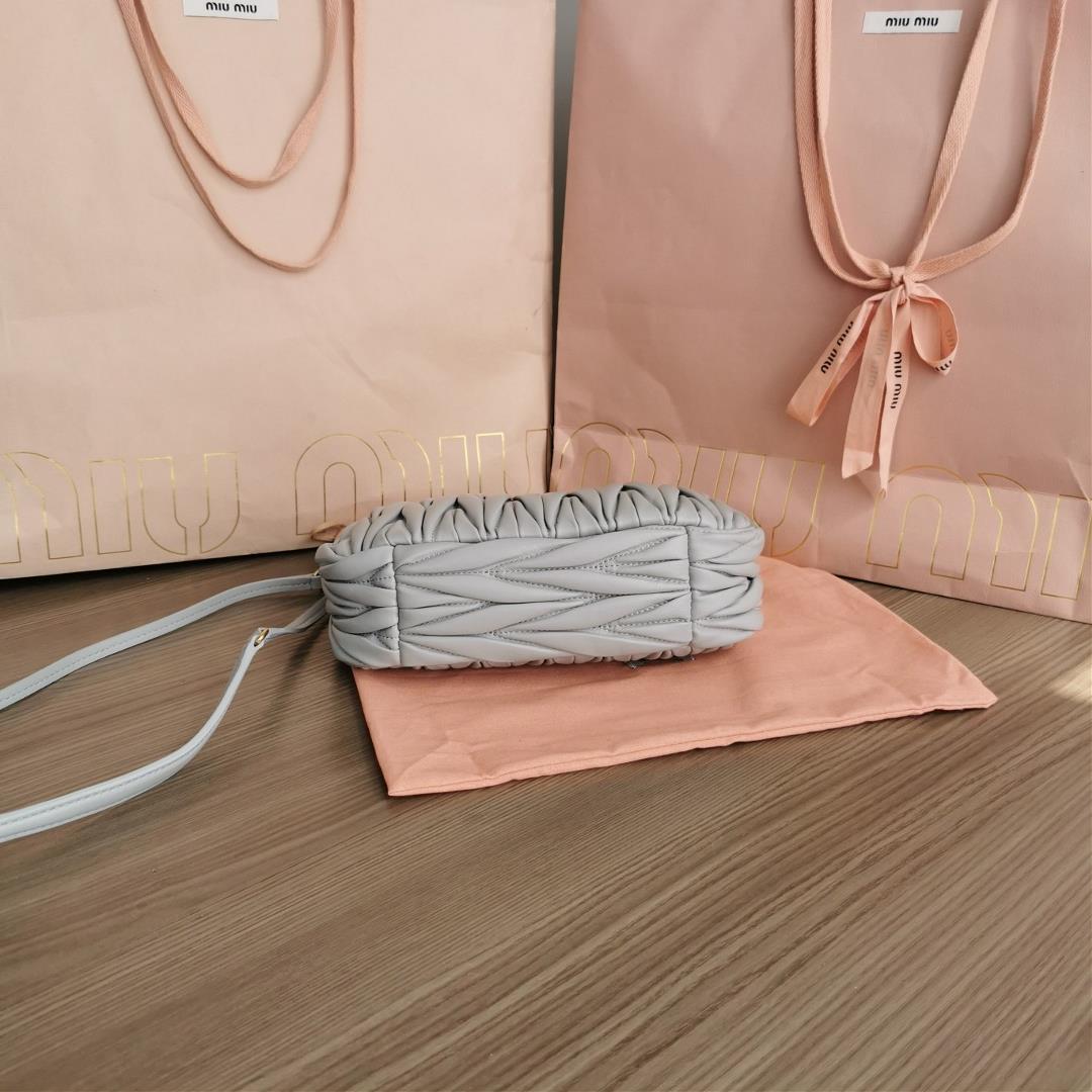 Medium The MiuWander handbag a new product from M family features the iconic Matelasse texture