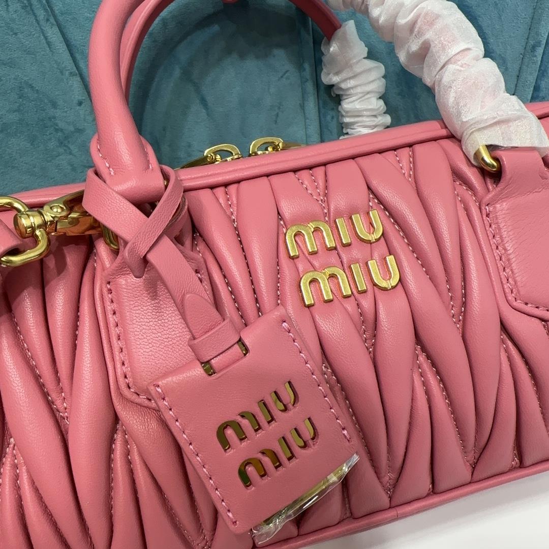 5BB148 Miumiu new bowling bag mainly promoted on the official website is definitely a po