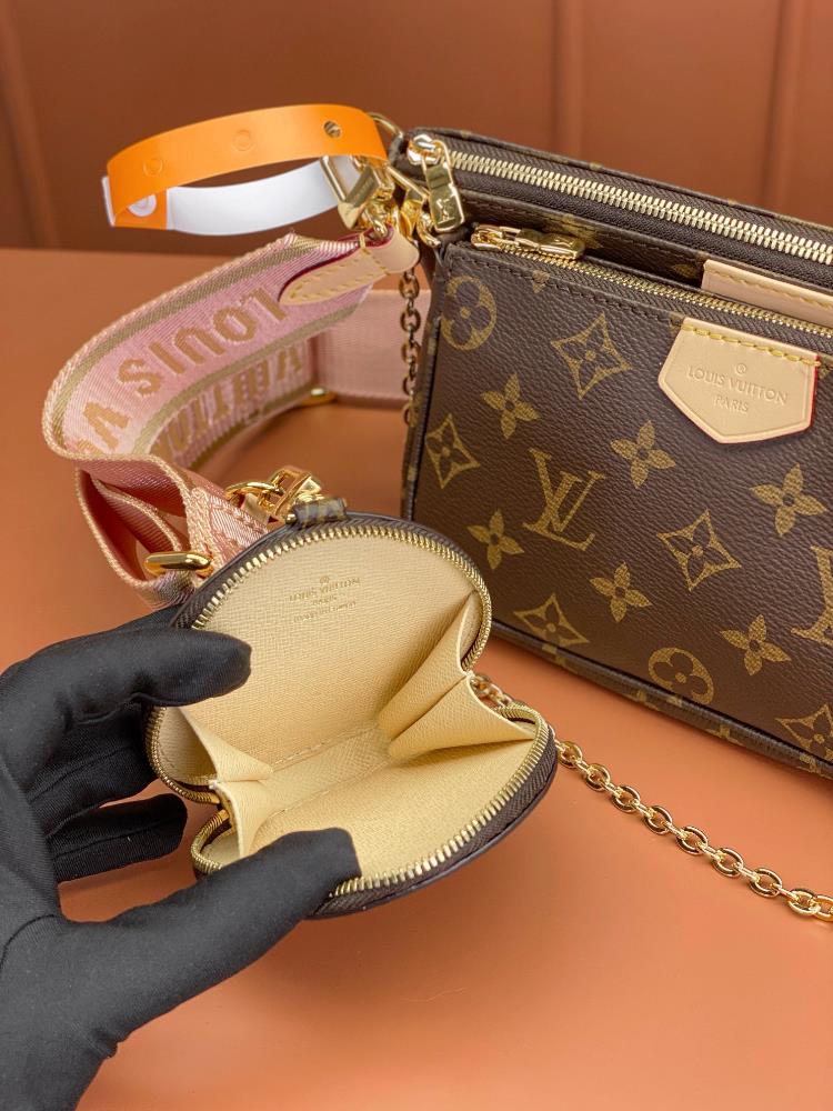 As someone who values both style and functionality the LV Multi Pochette Accessories hand