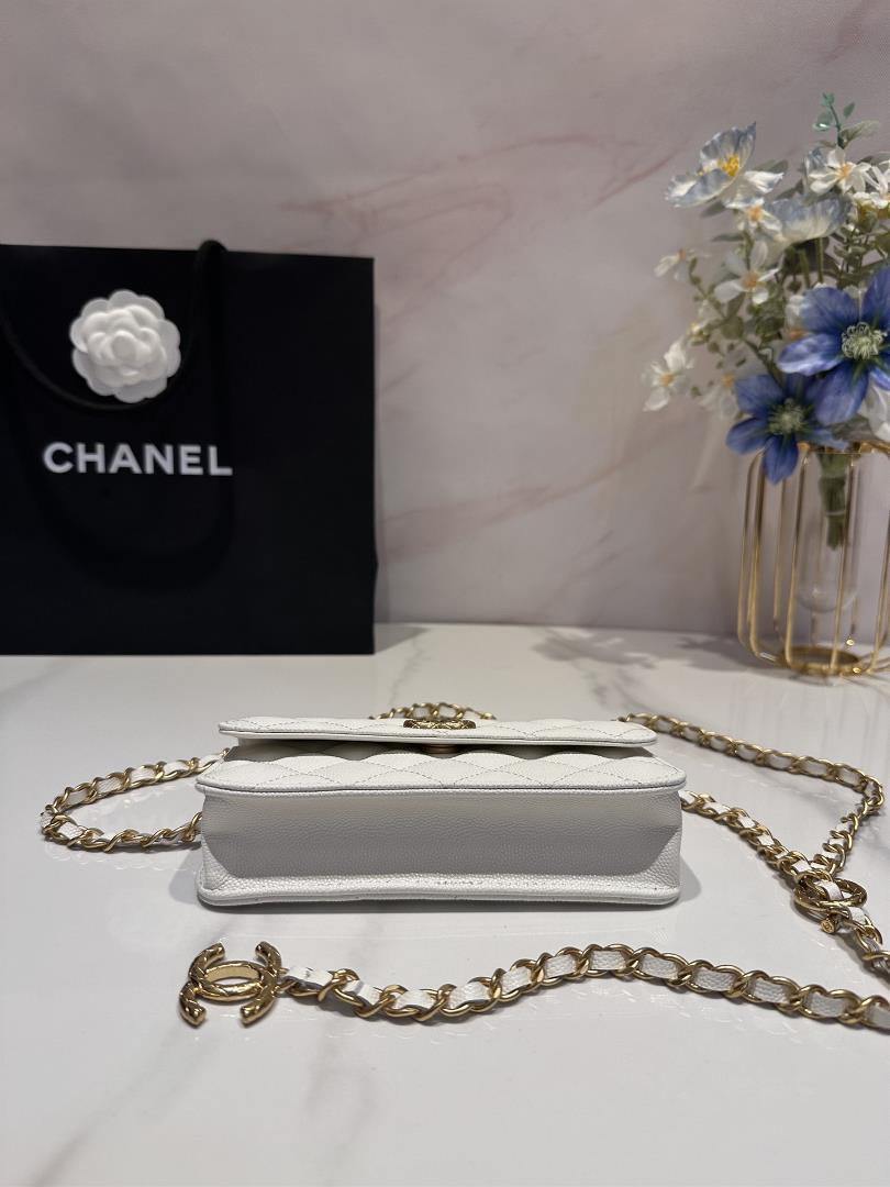 chanel 23b Adjustable Chain Mobile CaseCaviar shines under the light and the hardware log