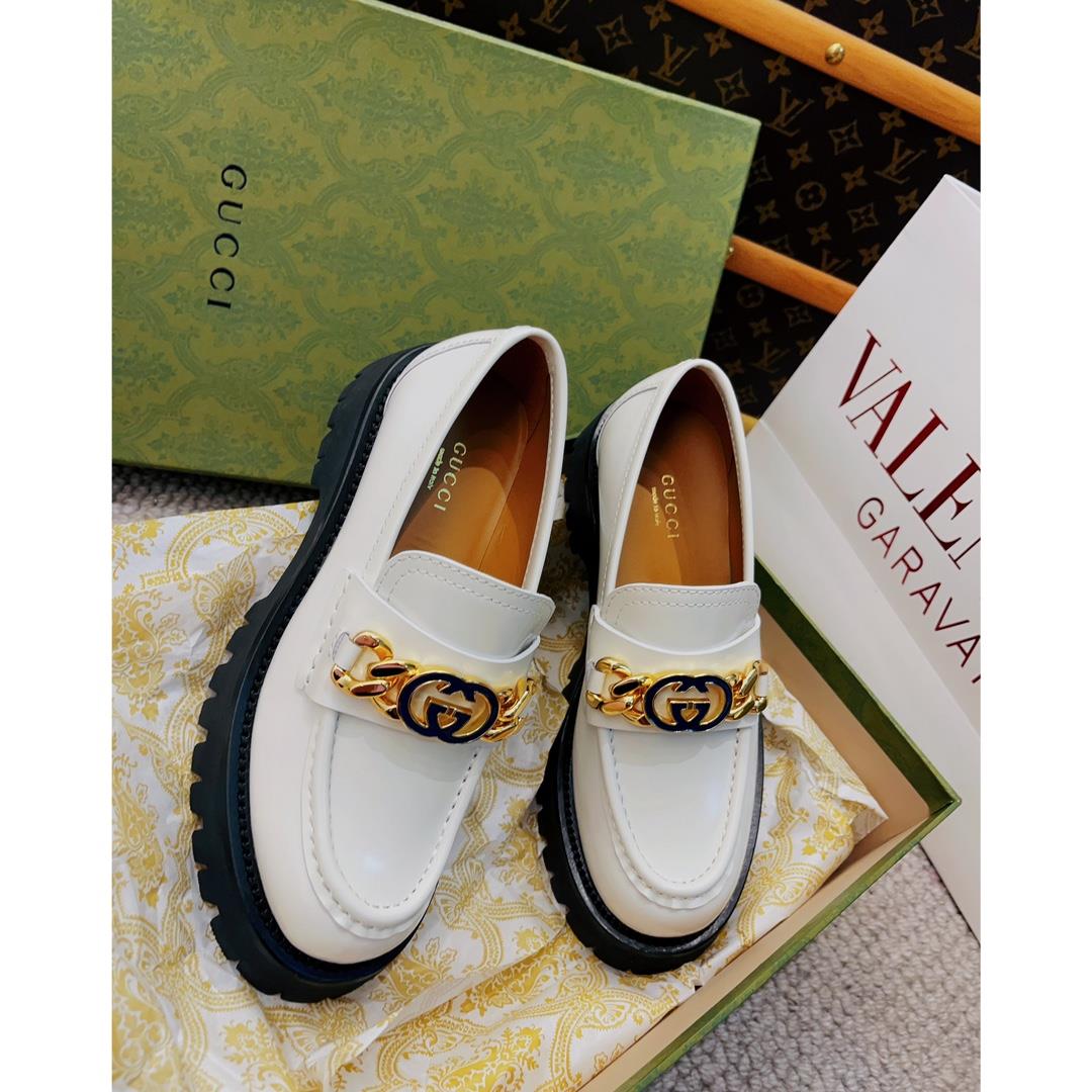 the Gucci early autumn series is hot and new and this season the Xiangjia popular style