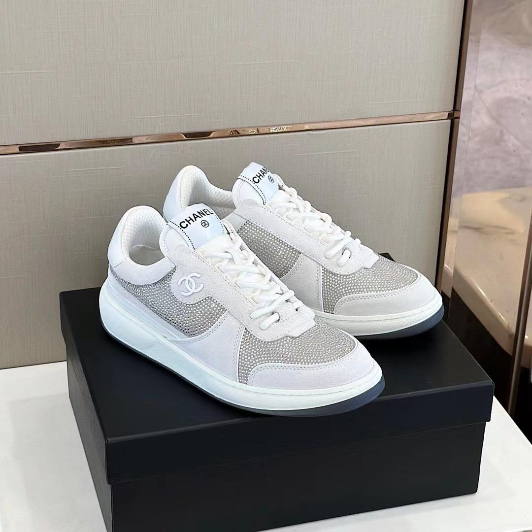 Chanel New Casual Mens Sneakers Purchase The Original Version One by One Restore The Sou