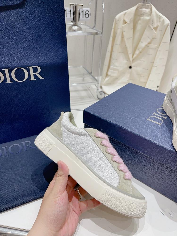 Popular Couples Dior Tears B33 Co branded Cricket Shoes Tennis Shoes Casual Shoes The