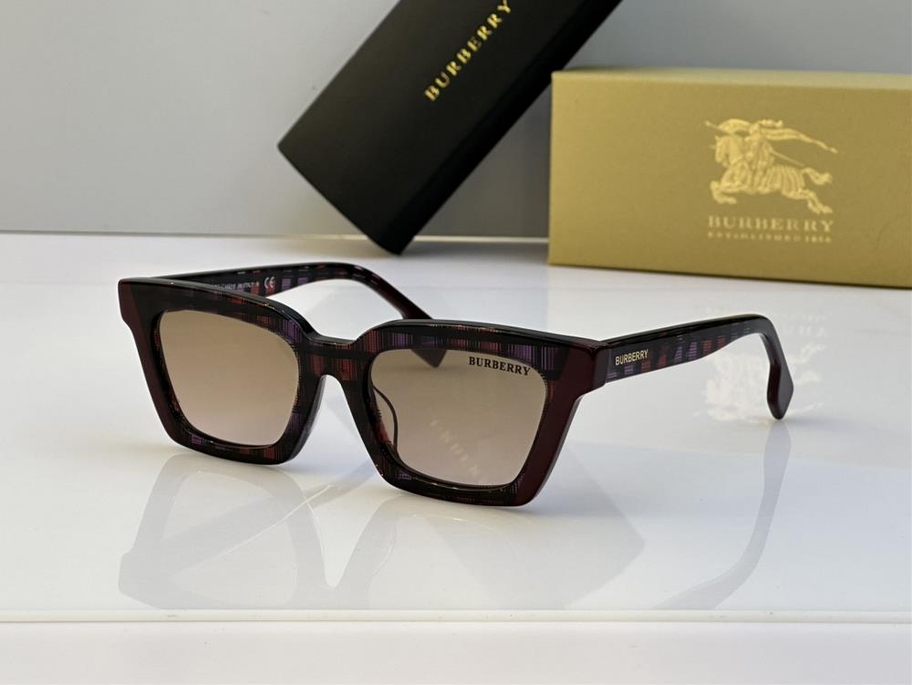 Burberry Glasses A Fashionable Statement of Personal Style