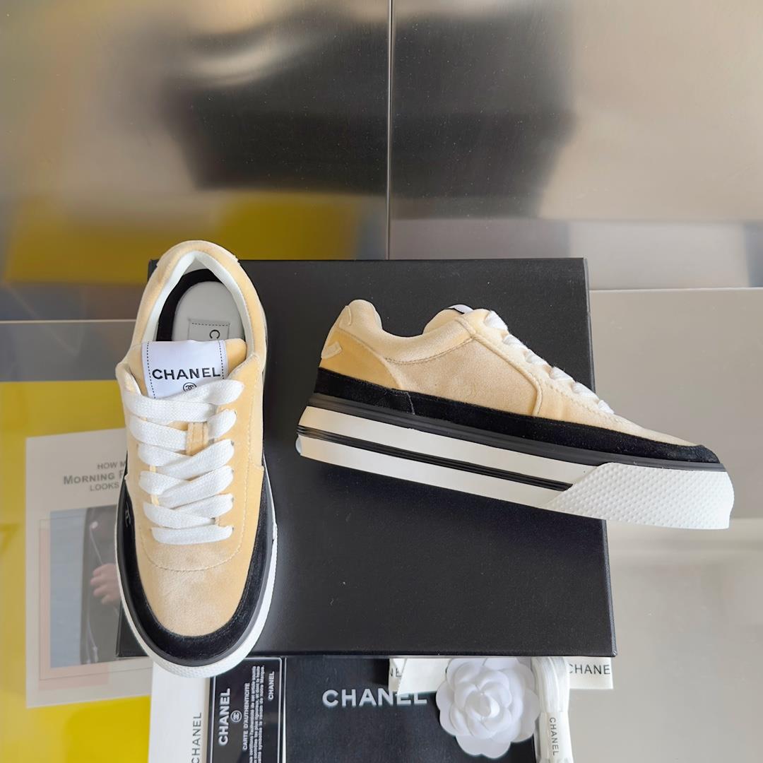 Top level version Low Help Chanel Chanel 23B Panda Color Sneaker Xiaoxiang Casual Sports S