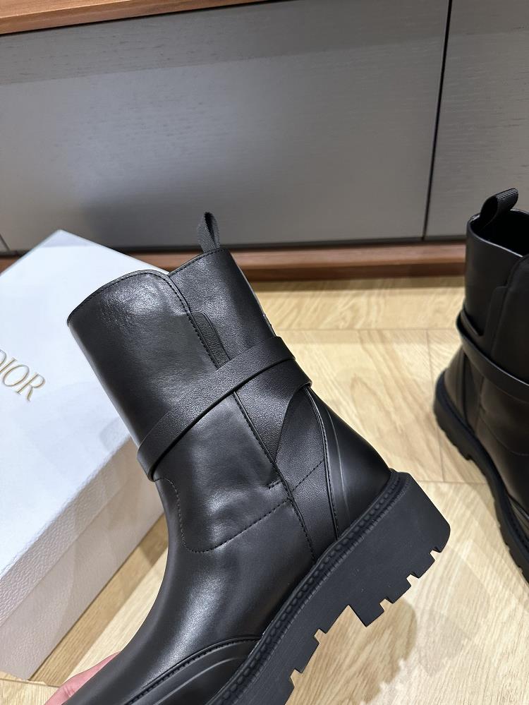 When slipping into a pair of Dior boots one can immediately feel the difference The supp