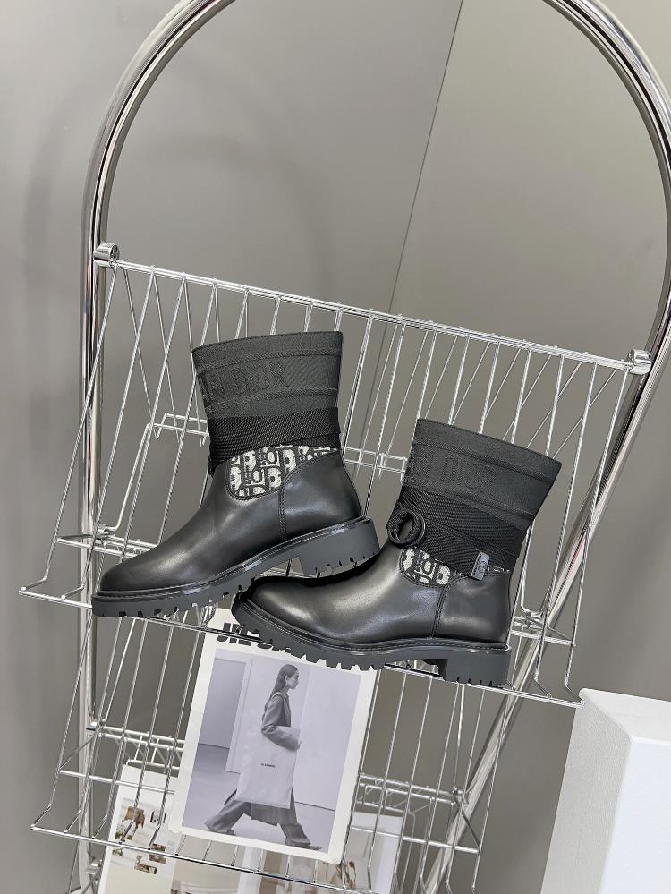 Dior Classic Autumn and Winter Knight Boots featuring a variety of celebrity internet cel