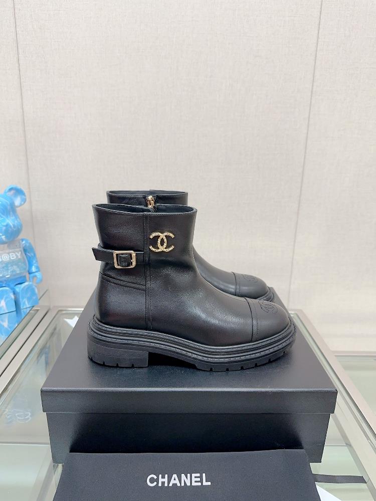 23Ss Autumn and Winter New Channel Small Fragrance Smooth Face Double C Buckle Short Boots Thick Sol