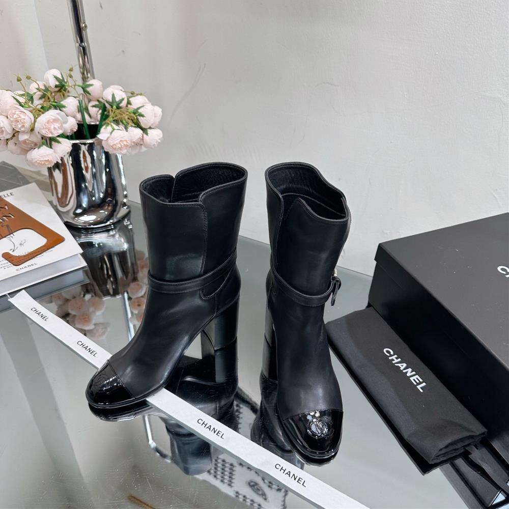 Xiaoxiang 2023s latest thick heeled short boots can be sweet or saltyTop level version Ne