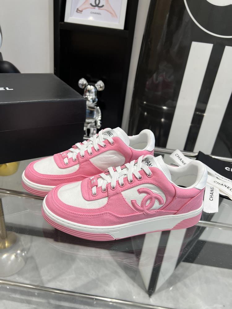 purchasing level 2024ss early spring Chanel sports shoes with full leather material dopamine color scheme classic color scheme original 11 develop