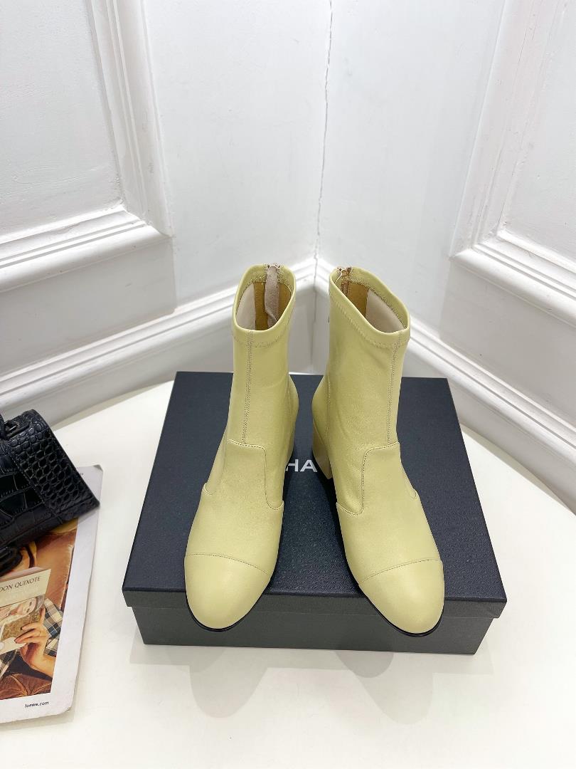 chanel 2023 spring and summer new product counters classic models behind the zipper thick heel boots