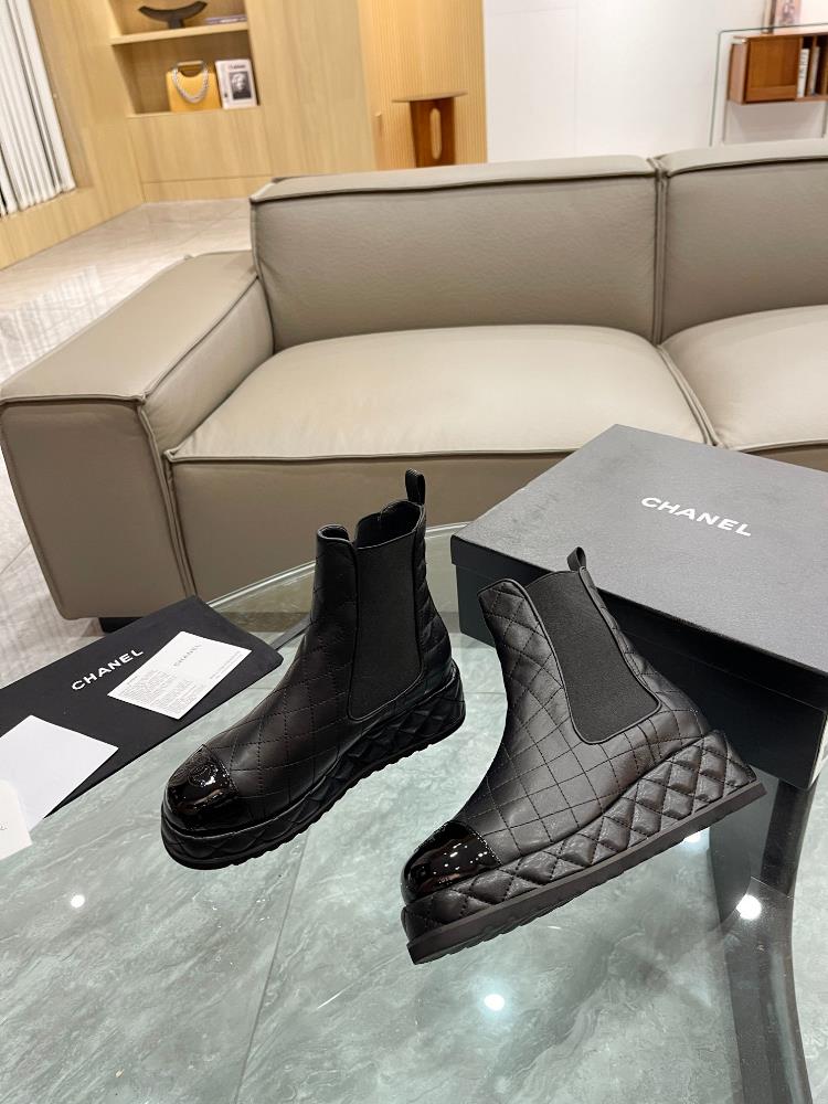 CHANEL Chanels Xiaoxiang 3 AutumnWinter series short boots are hot and new This season