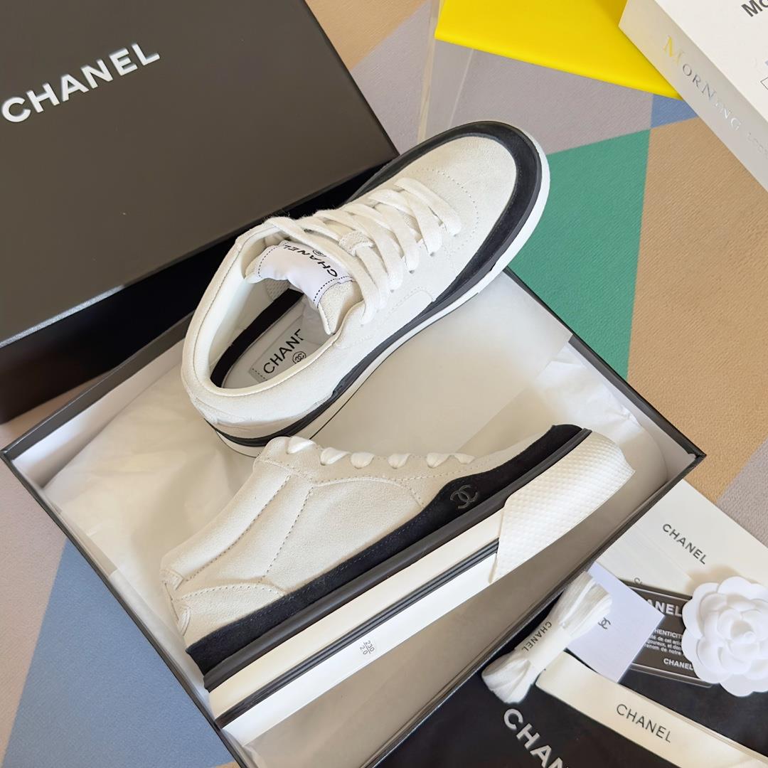 Top version Chanel Chanel 23B Panda Color Sneaker Xiaoxiang Casual Sports Shoes Thick Sole