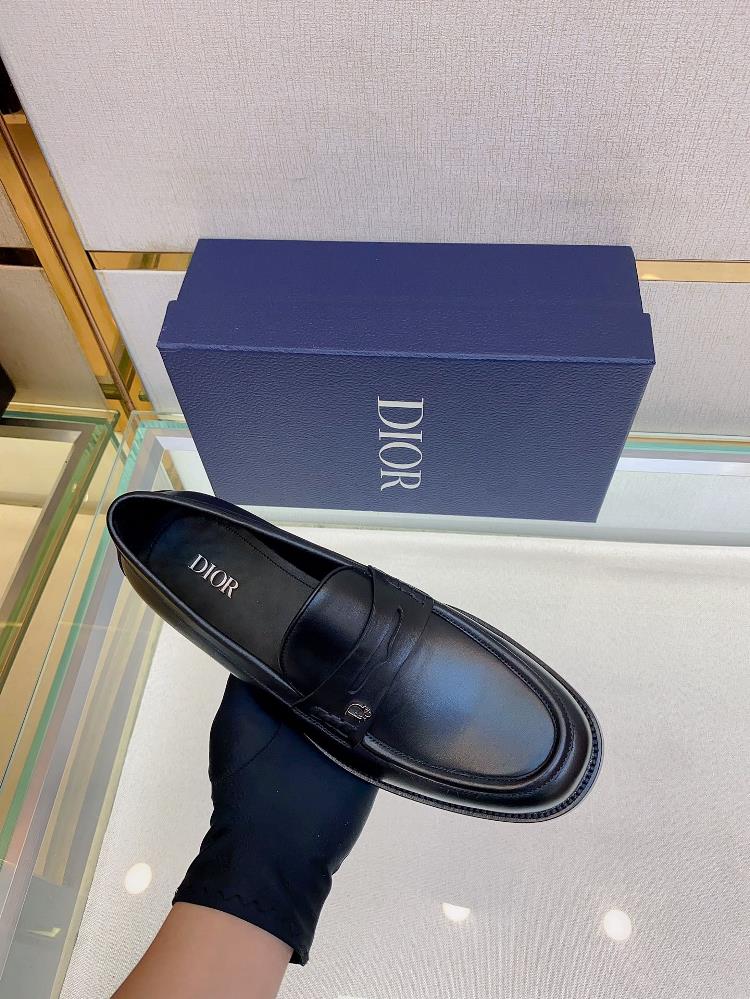 The official selling price of CD Homes new DIO TIMELESS Lefu shoes is RMB 8400 This Lefu