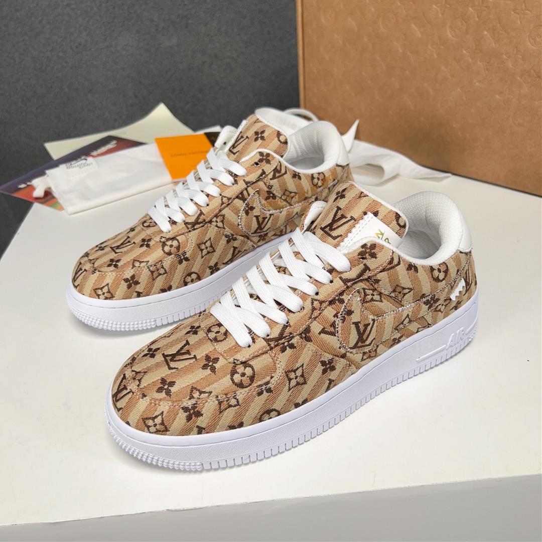 The Louis Vuitto x OFFWHITE x Nike tripartite co branded trendy cool mens casual sports shoes are u