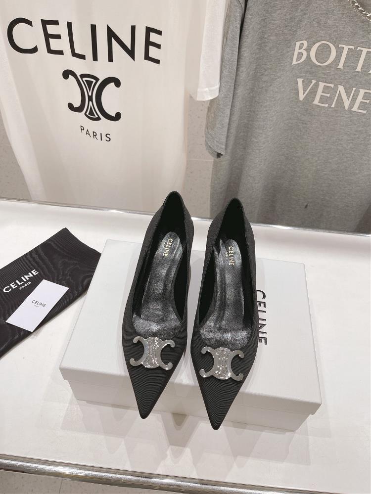 High version factory Celine 24ss Early Springs Most Beautiful Black Silver Pointed Kitten Heels High HeelsSilins iconic hardware buckle is highend