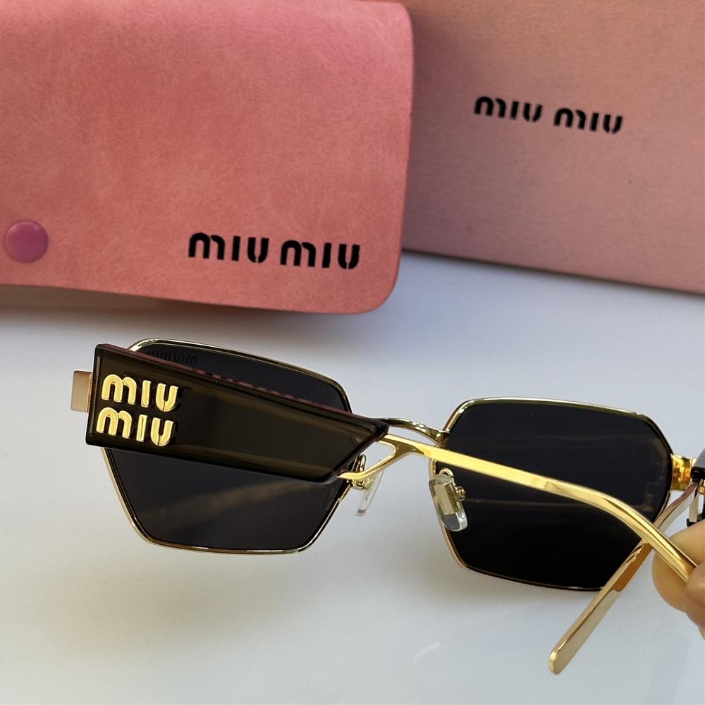 Miu MiS MU 53W Size 58 18 140 TagName Miu Miu  TagId 6499579  professional luxur