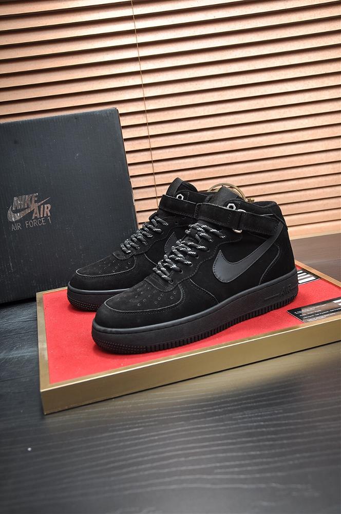 The Nike Air Force 1 Plus Maoli Couples Air Force One High Top Low Top Full Series Sports Board Shoes are specially supplied with NAPPA leather mater