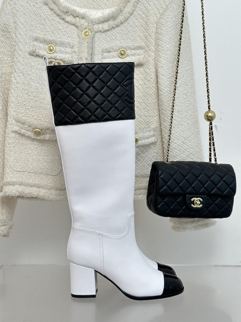 factory price chanel 23s autumn and winter new product paris walking show rhombus thickheeled boots