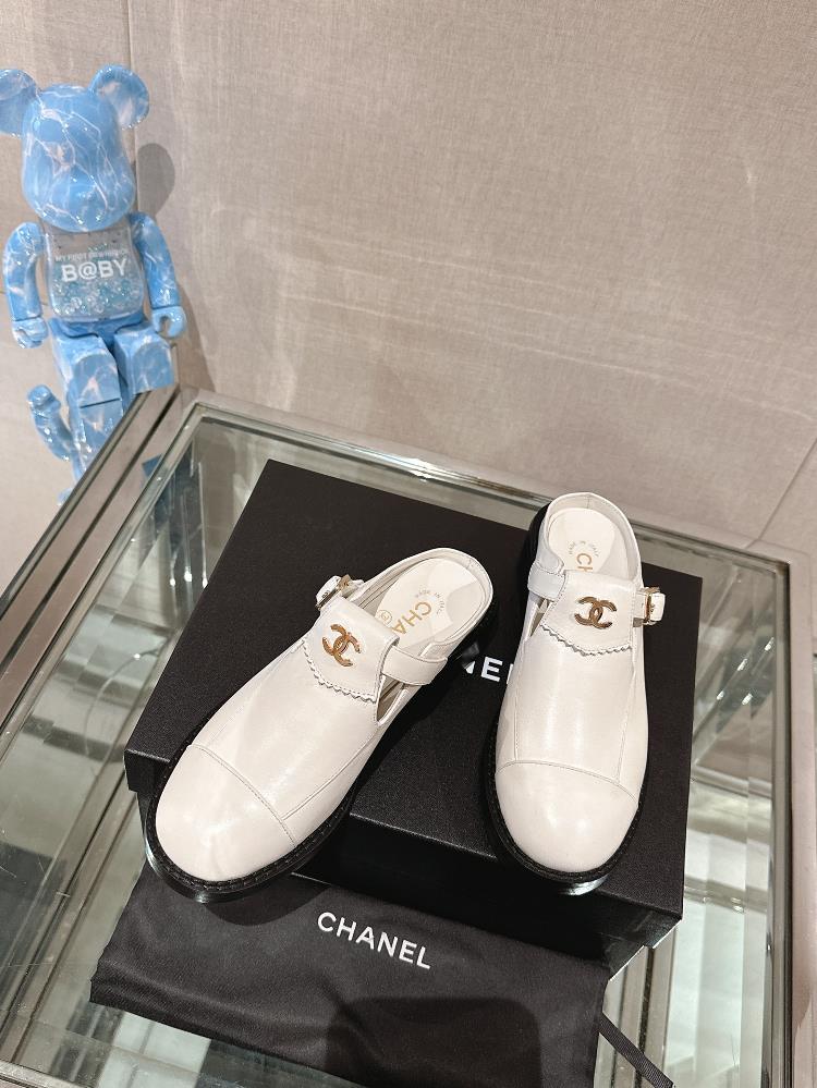 Chane23S Small Fragrance Half Slippers Thick Heel Baotou Muller ShoesI havent paid attention to this shoe shape for a long time I didnt expect it t