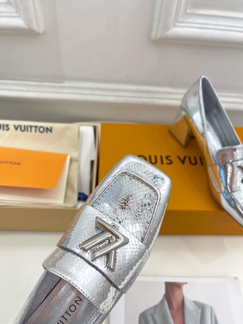 lv louis vuitton 2023 early spring new top version counter the lost counter focusing on th