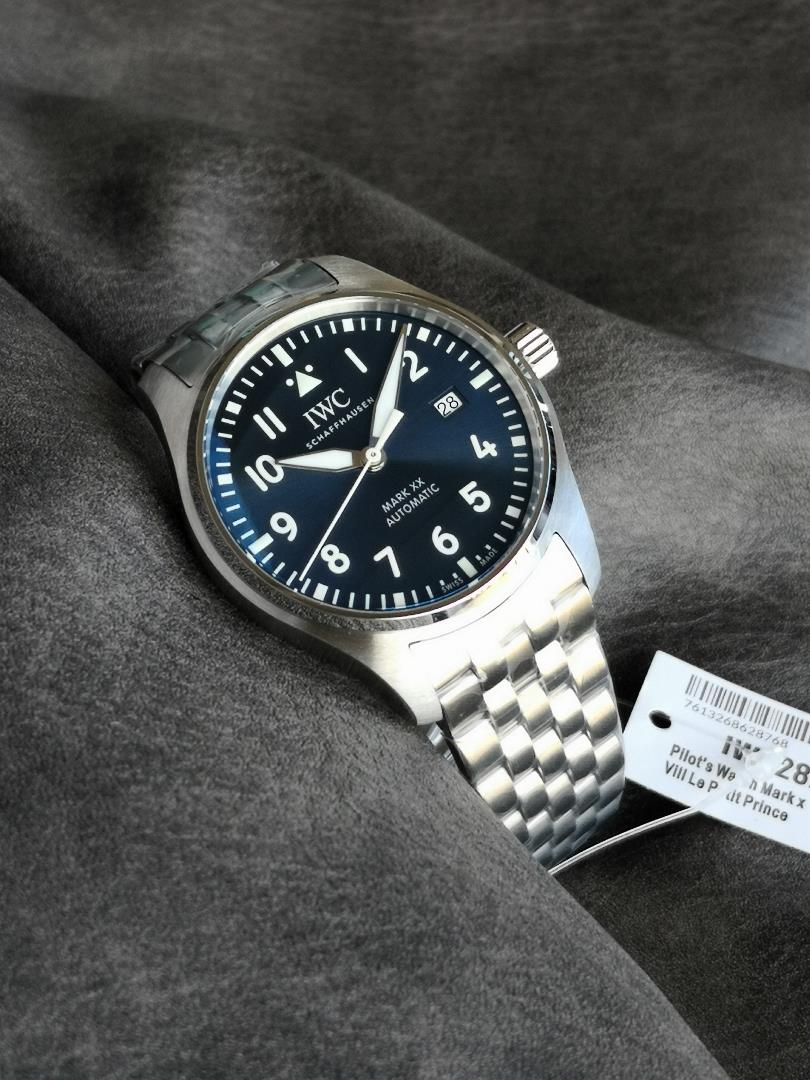 V7 fresh recommended IWC IWC Schaffhausen pilot series IW328204 wristwatch fine steel cas