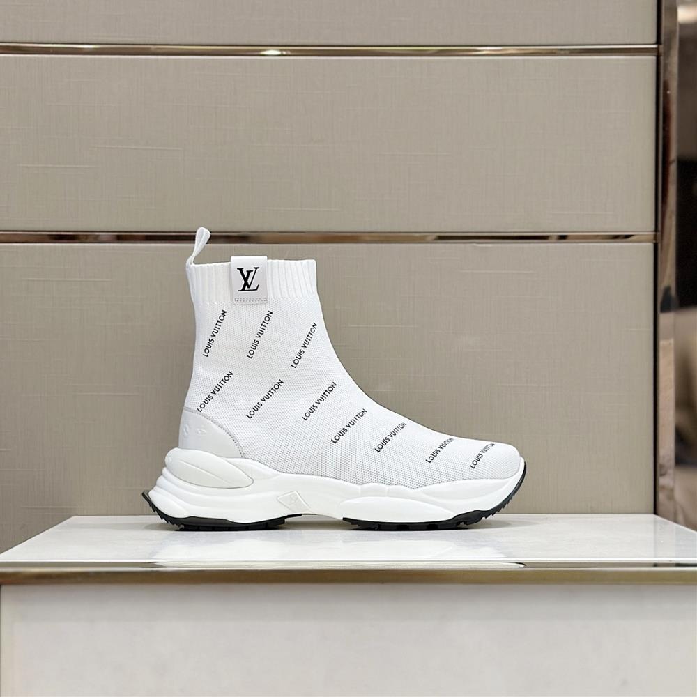 Lv Family Run55 High Top SneakersDraw a large Circle logo and brand logo for elastic fabric paired with a sock shaped upper that fits the foot shape