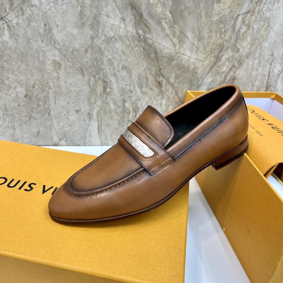 L Family Vendome Flex Mens LefuVendome Flex Slipon shoe are made of imported cowhide an