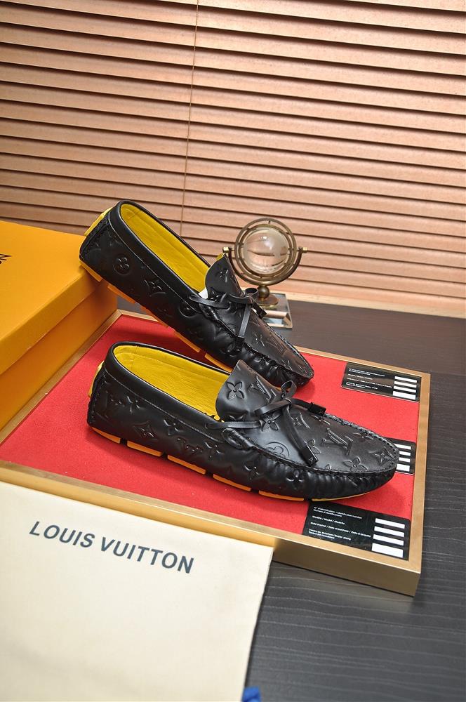 In conclusion LV shoes Doudou shoes and their use of imported original waterdyed cowhi