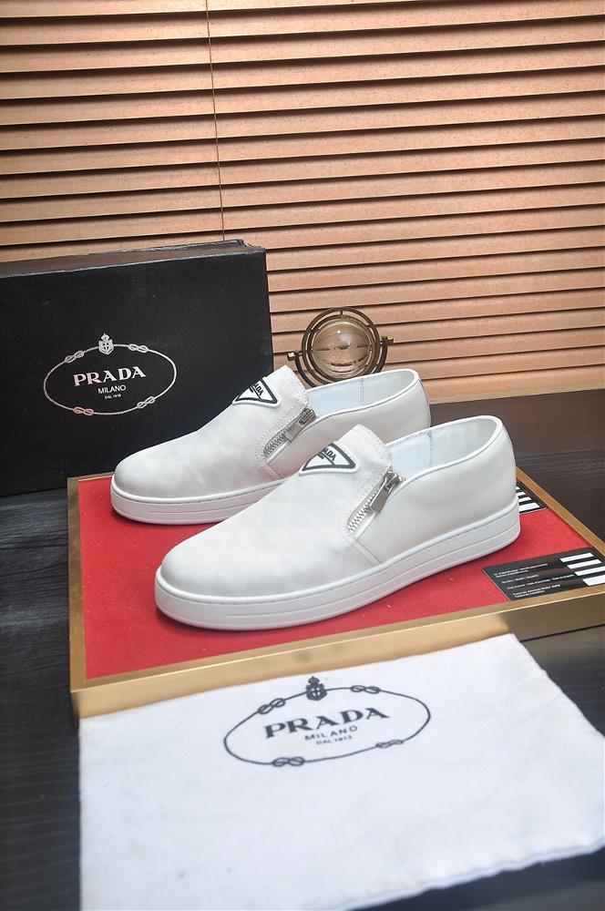 Prada Mens Shoe High end Brand Official Website 11 Latest masterpiece The upper is made of Italian imported original fabric with a sheepskin lining