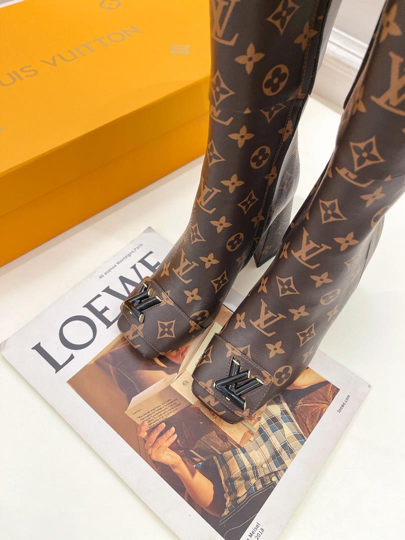 lv louis vuitton 2023 early spring new top version counter the last vedes of v shaped thi